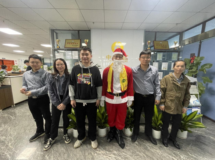 岁末温暖 诞愿有你_优发国际-新闻中心